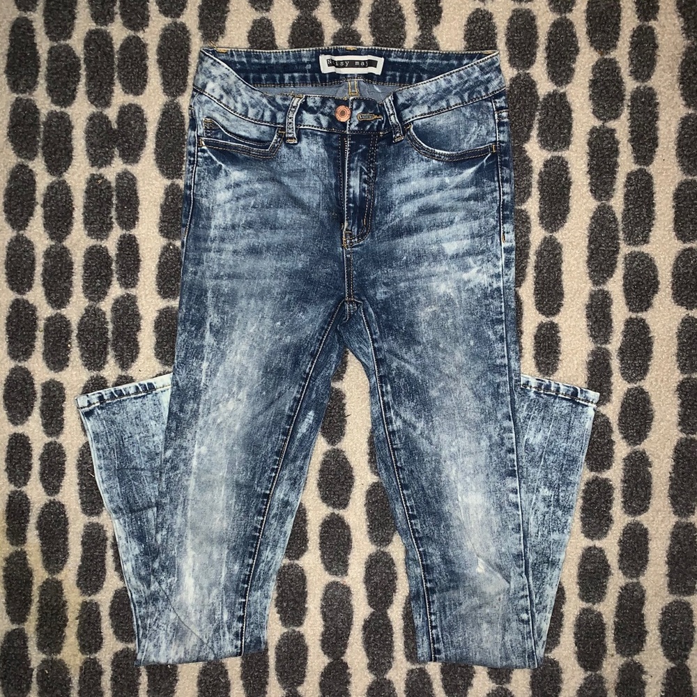 Noisy May acid-wash skinny jeans!